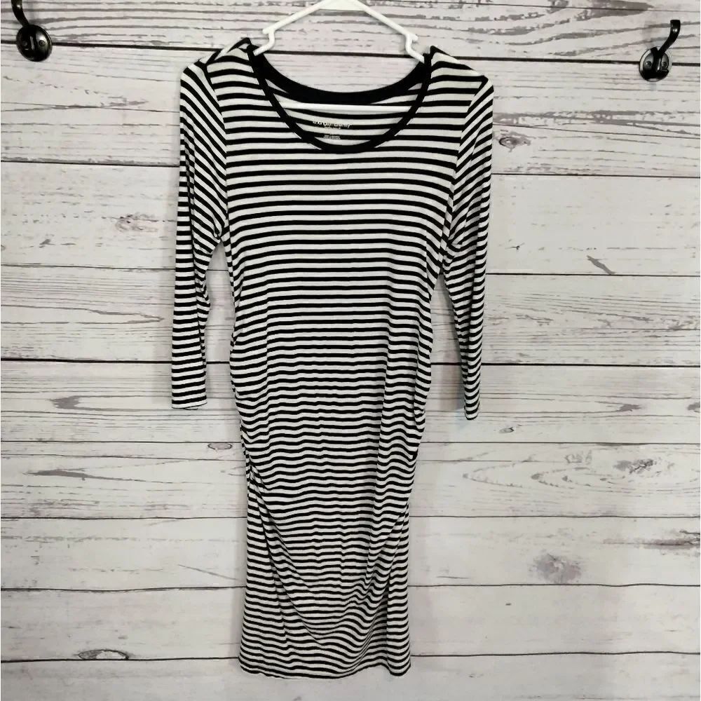 "Liz Lange" woman's maternity dress